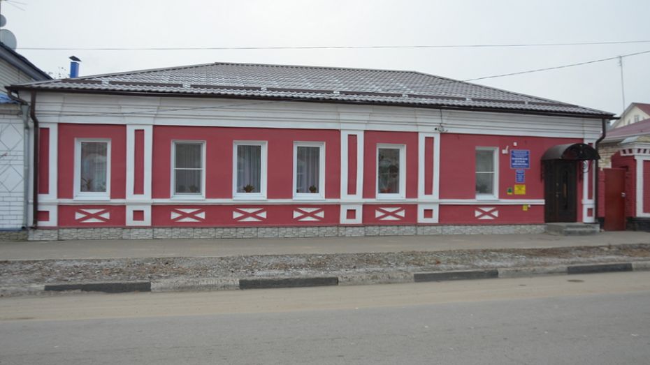 Детскую библиотеку после ремонта открыли в Павловске